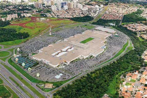 Parque Dom Pedro Shopping